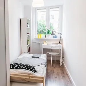 Superapart Staroscinska , Warszawa Polska